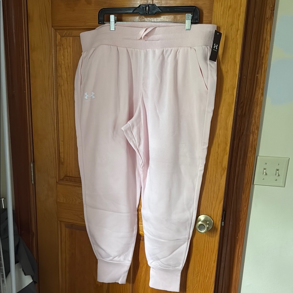 Under Armour Pink Sweatpants Relaxed Fit